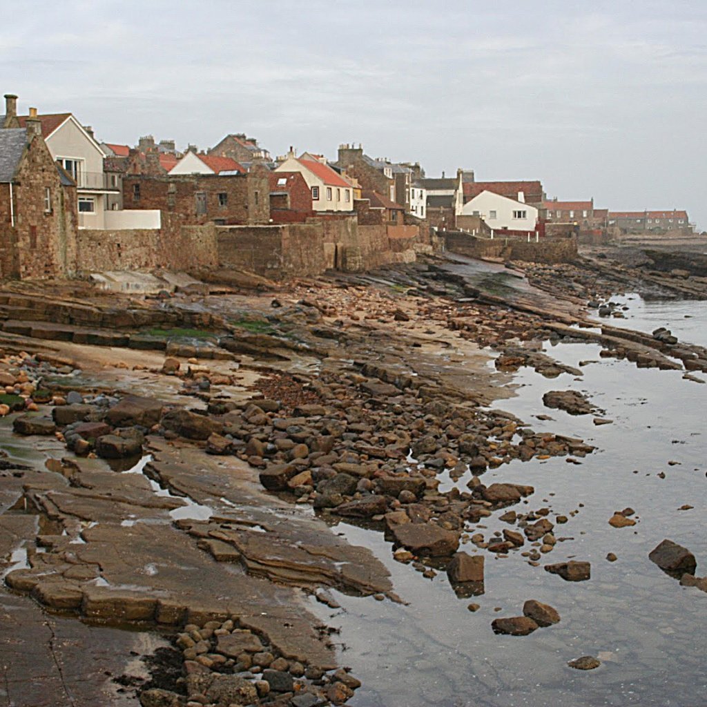 Anstruther, Fife, seafront east of harbour