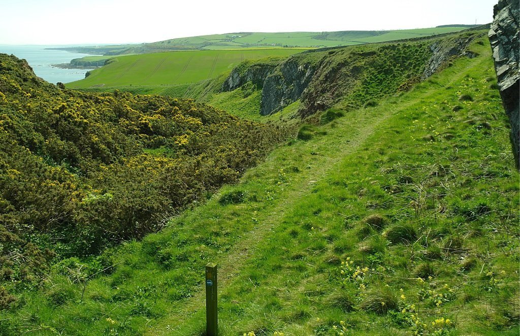 Burnmouth to Eyemouth clifftop path Burnmouth to Eyemouth clifftop path