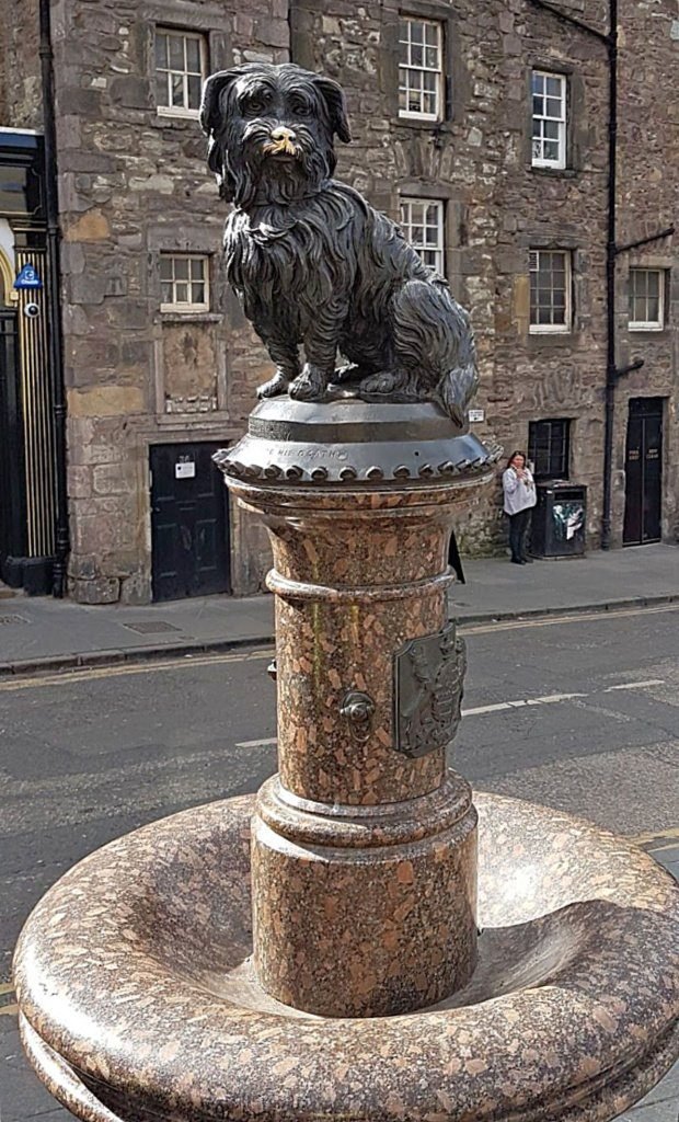 Greyfriars Bobby, Candlemaker Row, Edinburgh Greyfriars Bobby, Candlemaker Row, Edinburgh