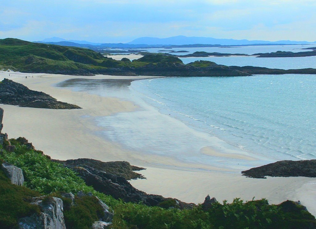 White sands of Morar looking south White sands of Morar looking south